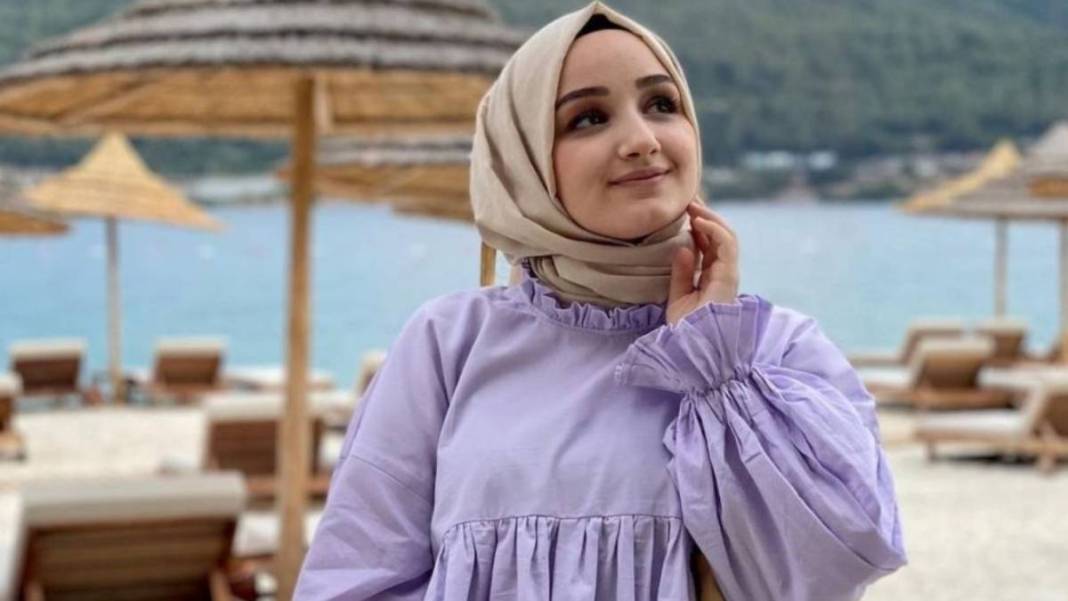 Kırgın Çiçekler'in Songül'ü Gökçe Akyıldız'ın kız kardeşine olan benzerliğine inanamayacaksınız! İkisini ayırt etmek çok zor... 7